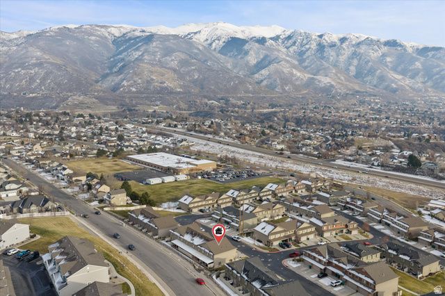 1827 E WHITETAIL DR, Layton, UT 84040