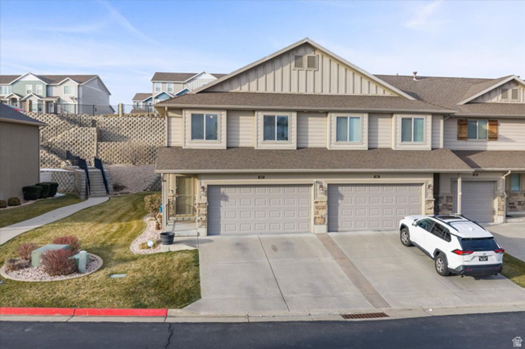 1827 E WHITETAIL DR, Layton, UT 84040