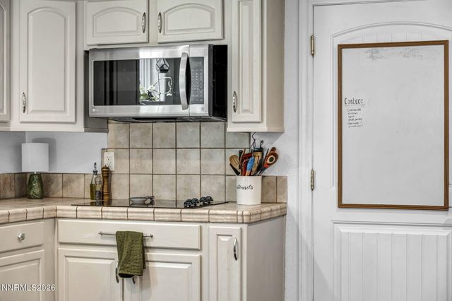 2569 Cartwright Road, Reno, NV 89521