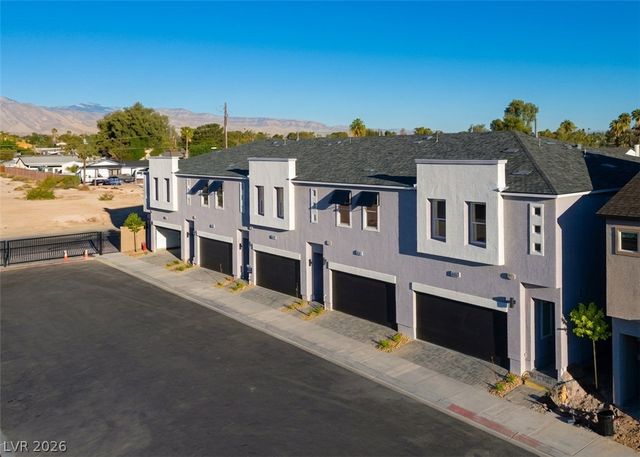4914 Sweet Vesper Court, Las Vegas, NV 89108