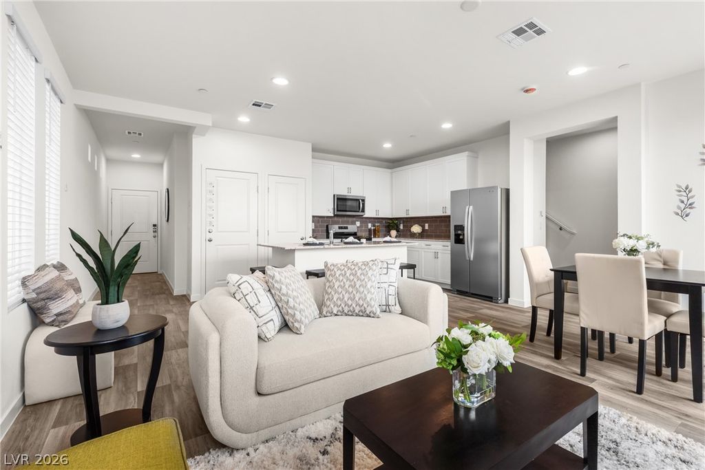 4914 Sweet Vesper Court, Las Vegas, NV 89108 — photo 4
