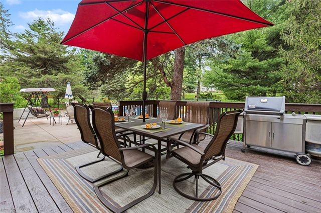 10 High Point Drive, Parma, NY 14559