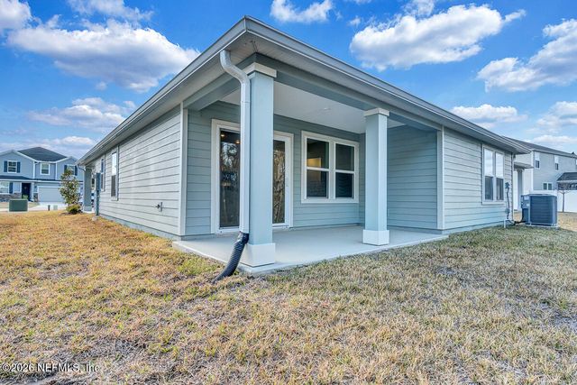 718 PANTHER LAKE Parkway, Jacksonville, FL 32221