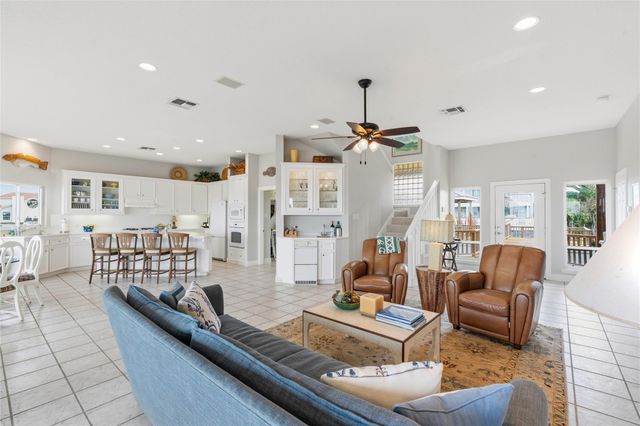 4301 Jolly Roger Road, Jamaica Beach, TX 77554