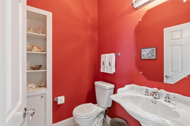 4301 Jolly Roger Road, Jamaica Beach, TX 77554
