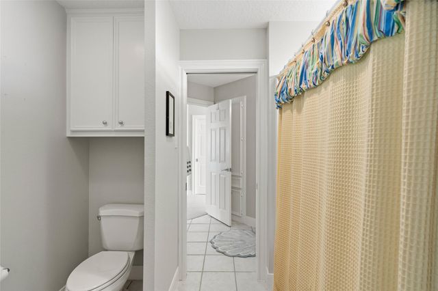 4301 Jolly Roger Road, Jamaica Beach, TX 77554