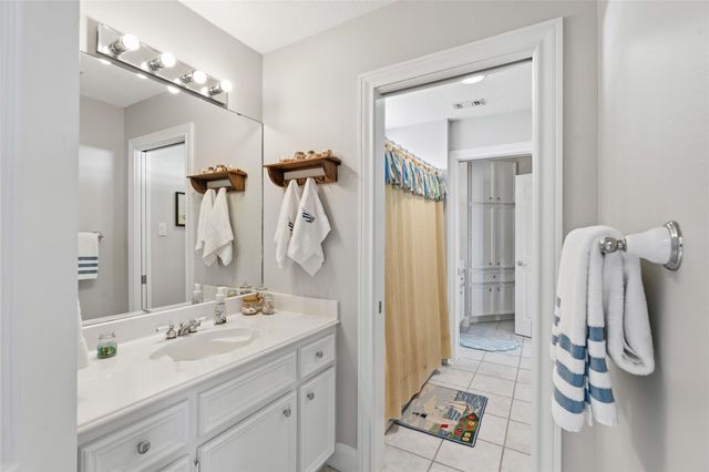 4301 Jolly Roger Road, Jamaica Beach, TX 77554