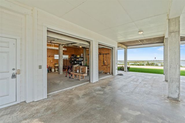 4301 Jolly Roger Road, Jamaica Beach, TX 77554