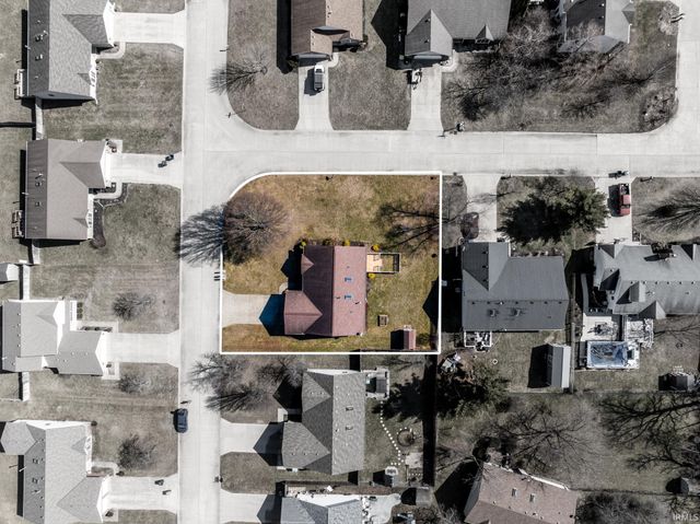 5501 W Wedgewood Lane, Muncie, IN 47304