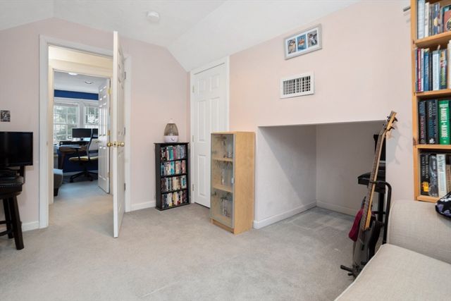 66 Springdale Ave, Saugus, MA 01906