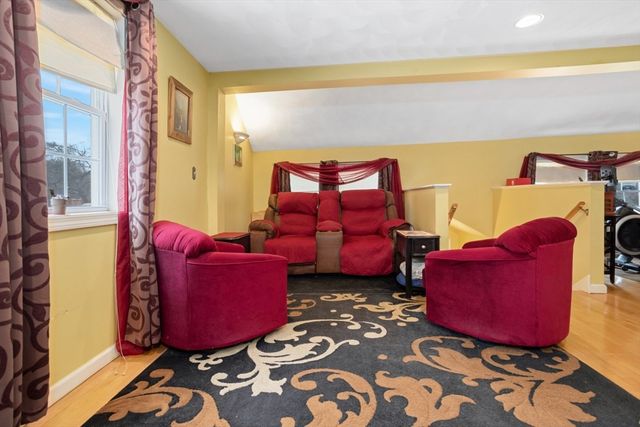 66 Springdale Ave, Saugus, MA 01906