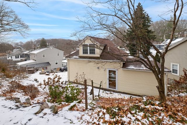 66 Springdale Ave, Saugus, MA 01906