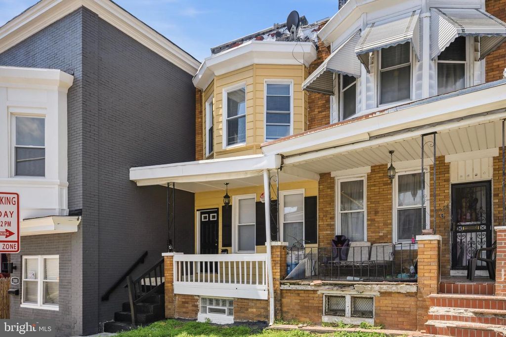 Image 3 of property listing at 2002 N SMALLWOOD ST, Baltimore, MD 21216