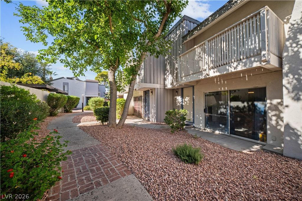 640 Brookway Lane, Las Vegas, NV 89169 — photo 3