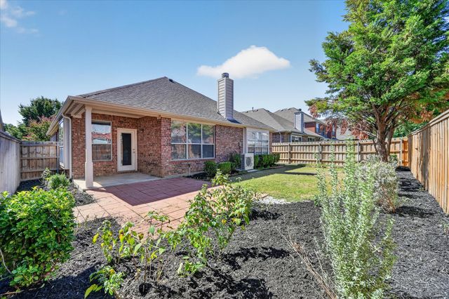 2745 Cedar Ridge Lane, Fort Worth, TX 76177