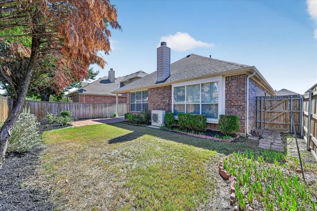 2745 Cedar Ridge Lane, Fort Worth, TX 76177