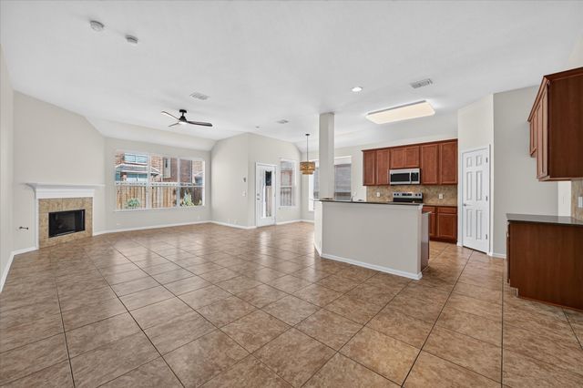 2745 Cedar Ridge Lane, Fort Worth, TX 76177