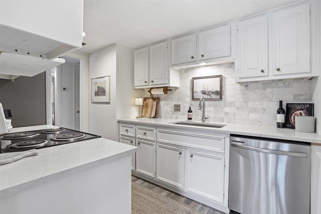 4442 Harlanwood Drive 116, Fort Worth, TX 76109