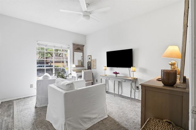 4442 Harlanwood Drive 116, Fort Worth, TX 76109