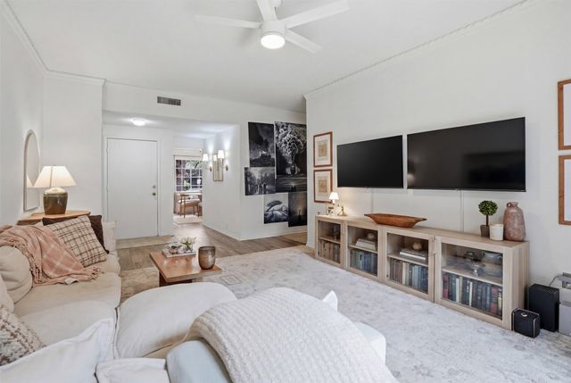 4442 Harlanwood Drive 116, Fort Worth, TX 76109