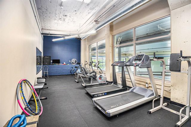 105 W Danaher Street 201, Ludington, MI 49431