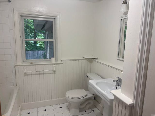 1615 E Matlock Road, Bloomington, IN 47408