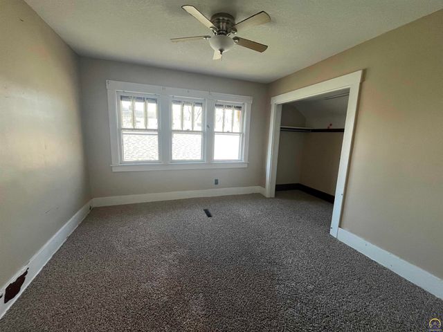 1237 Exchange ST, Emporia, KS 66801