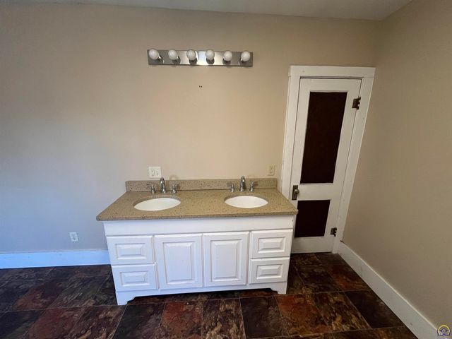 1237 Exchange ST, Emporia, KS 66801