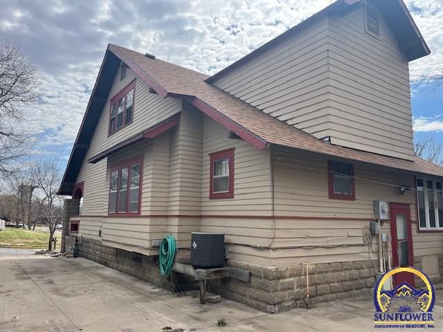 1237 Exchange ST, Emporia, KS 66801