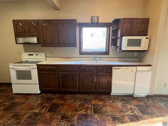 1237 Exchange ST, Emporia, KS 66801