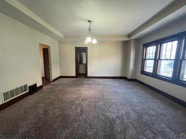 1237 Exchange ST, Emporia, KS 66801