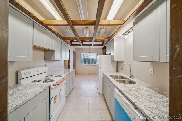 3125 S 217th East Avenue, Broken Arrow, OK 74014