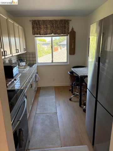 1728 7th ST C, Berkeley, CA 94710