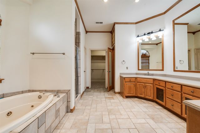 9757 Neal Road, Forney, TX 75126