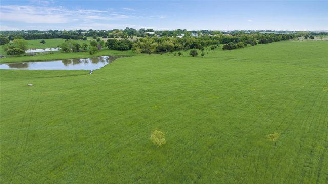 9757 Neal Road, Forney, TX 75126