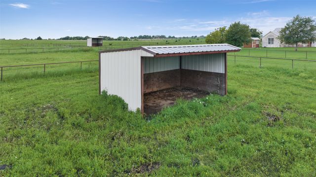 9757 Neal Road, Forney, TX 75126