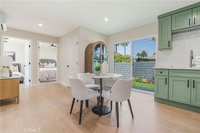 2837 S Palm Grove Avenue, Los Angeles, CA 90016