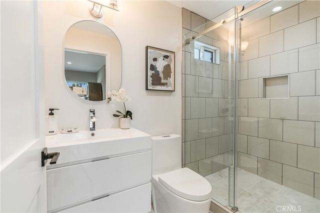 2837 S Palm Grove Avenue, Los Angeles, CA 90016