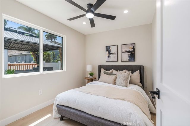 2837 S Palm Grove Avenue, Los Angeles, CA 90016