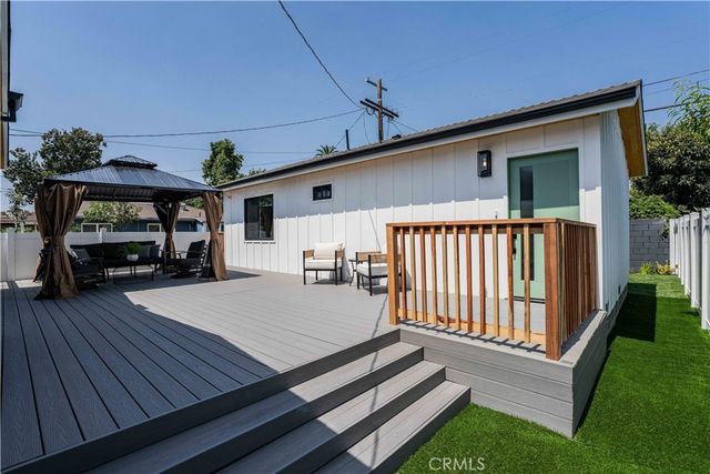 2837 S Palm Grove Avenue, Los Angeles, CA 90016