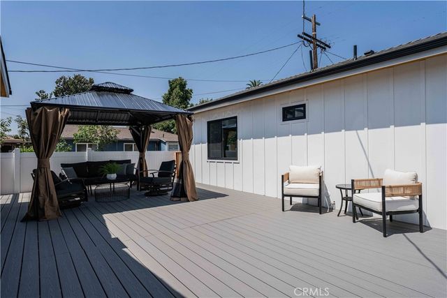 2837 S Palm Grove Avenue, Los Angeles, CA 90016