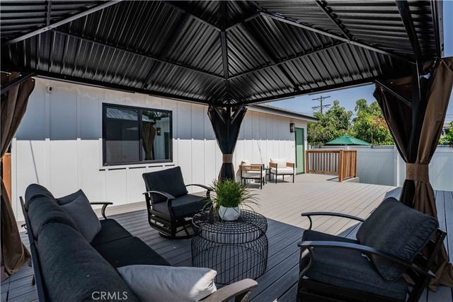 2837 S Palm Grove Avenue, Los Angeles, CA 90016