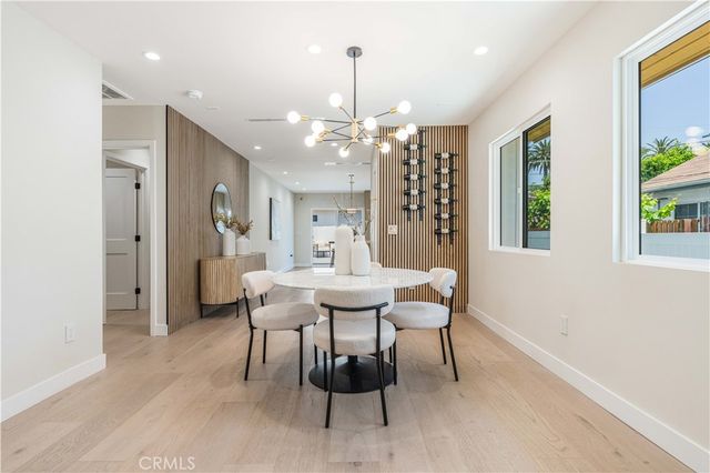 2837 S Palm Grove Avenue, Los Angeles, CA 90016