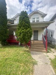 140 Geneva Street, Highland Park, MI 48203