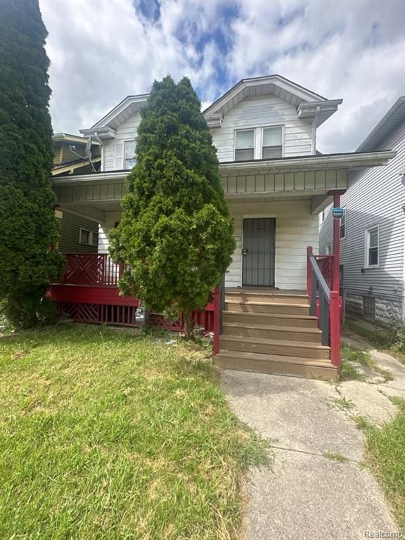 140 Geneva Street, Highland Park, MI 48203