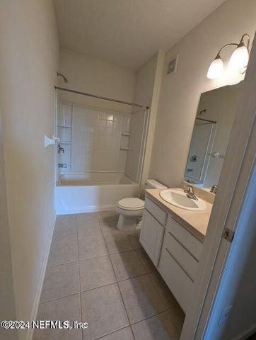 11251 CAMPFIELD Drive 1305, Jacksonville, FL 32256