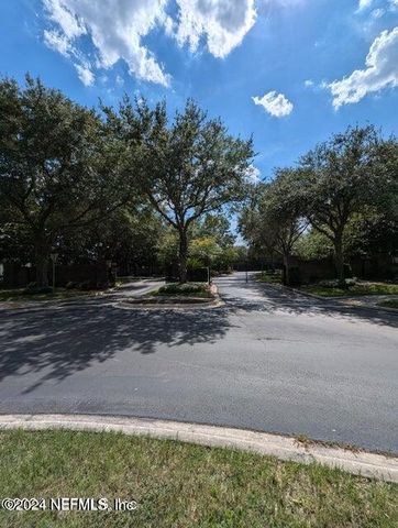 11251 CAMPFIELD Drive 1305, Jacksonville, FL 32256