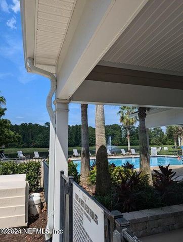 11251 CAMPFIELD Drive 1305, Jacksonville, FL 32256