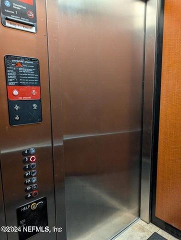 11251 CAMPFIELD Drive 1305, Jacksonville, FL 32256