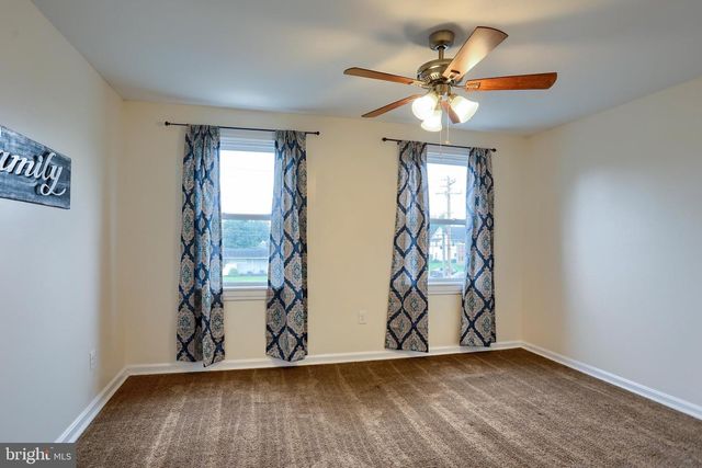 225 BROAD ST, Palmyra, PA 17078